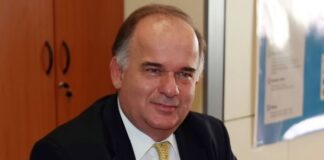 Επίθεση στα Στενά του Ορμούζ: Πλοίο της Star Bulk Carriers του εφοπλιστή Παππά δέχθηκε βλήμα